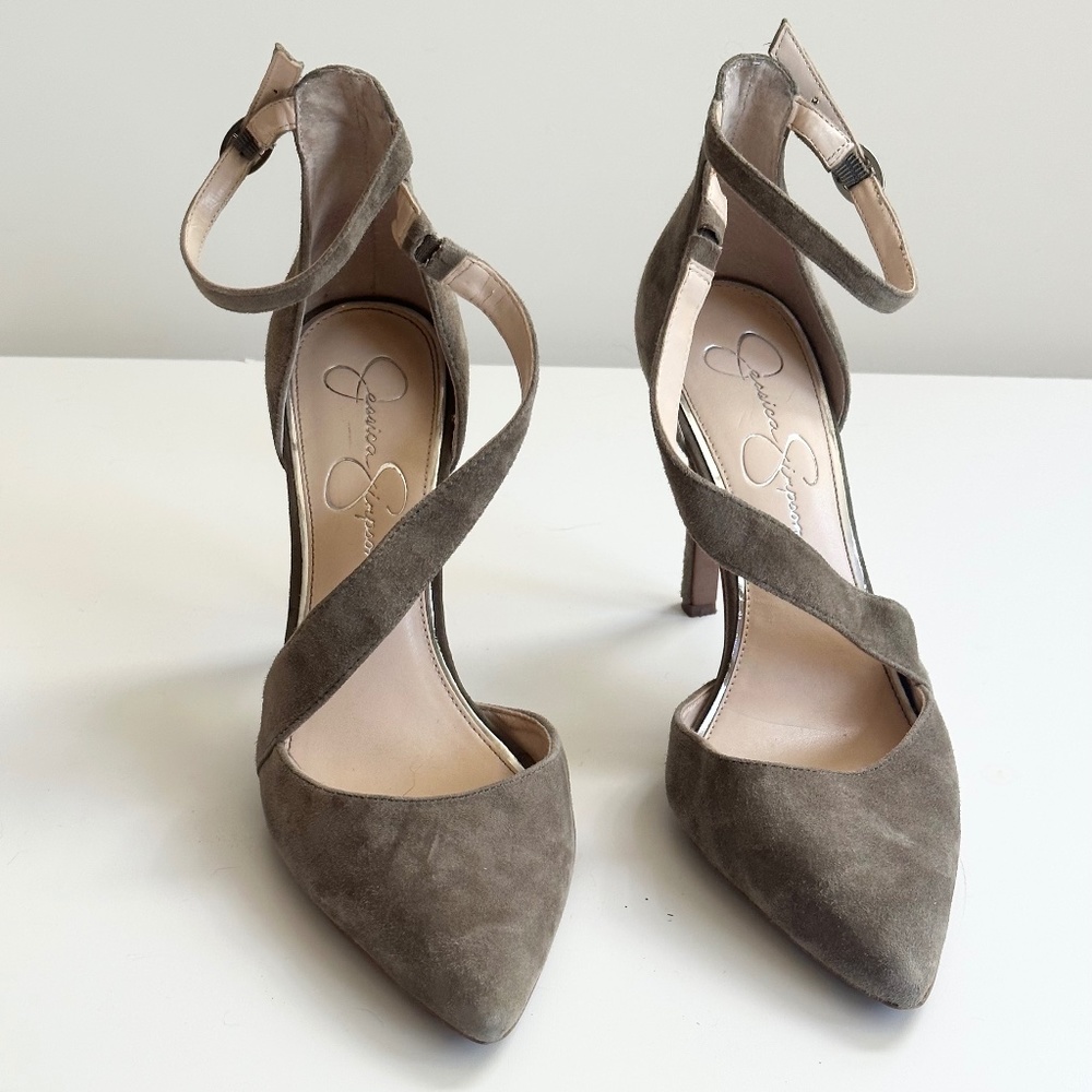Jessica Simpson **Suede Taupe Strappy Heels. **ON TREND FALL 2023